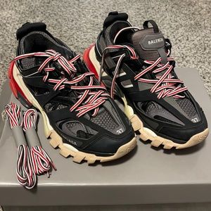 Balenciaga sneakers size 37